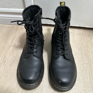 Doc Marten 1460 Boot - US 6 Youth